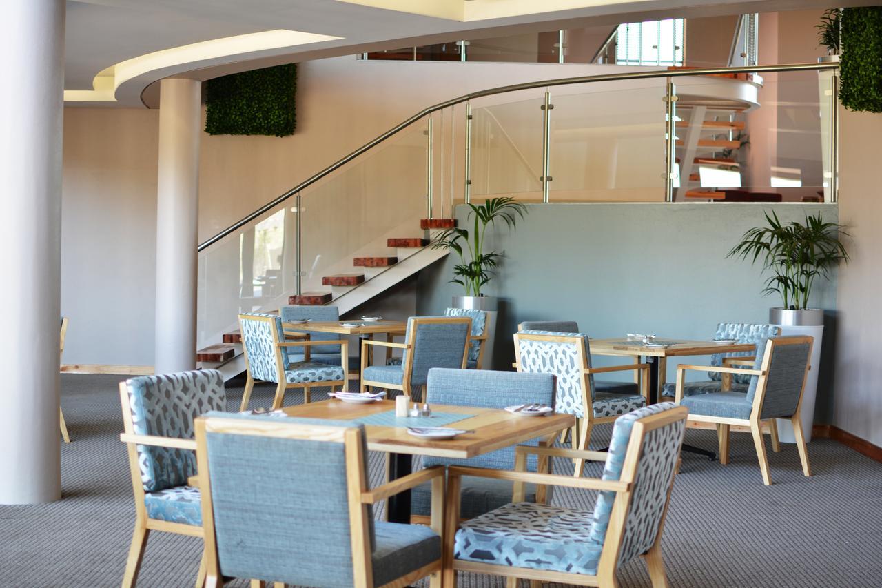 Regal Inn Hotel Мідранд Екстер'єр фото