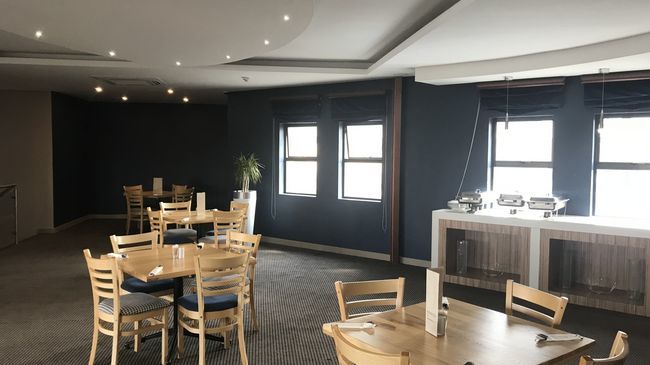 Regal Inn Hotel Мідранд Ресторан фото